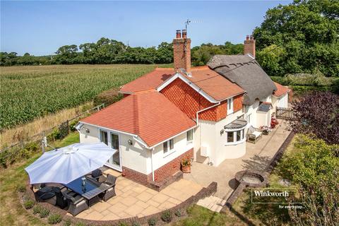 4 bedroom detached house for sale, Lyndhurst Road, Bransgore, Christchurch, Hampshire, BH23