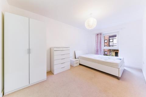 2 bedroom apartment to rent, Gothenburg Court, Greenland Place, Surrey Quays SE8