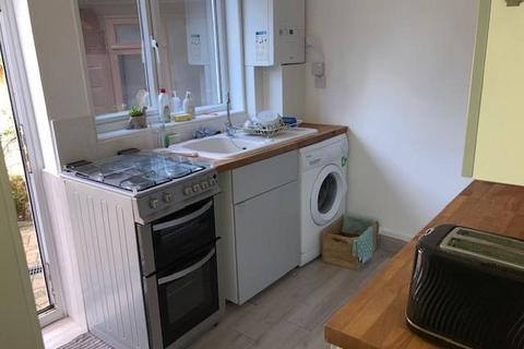 1 bedroom end of terrace house to rent, Sidestrand Road,  Newbury,  RG14