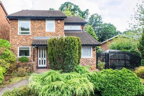 4 bedroom detached house for sale, Glebe Hyrst, Giles Coppice, London, SE19