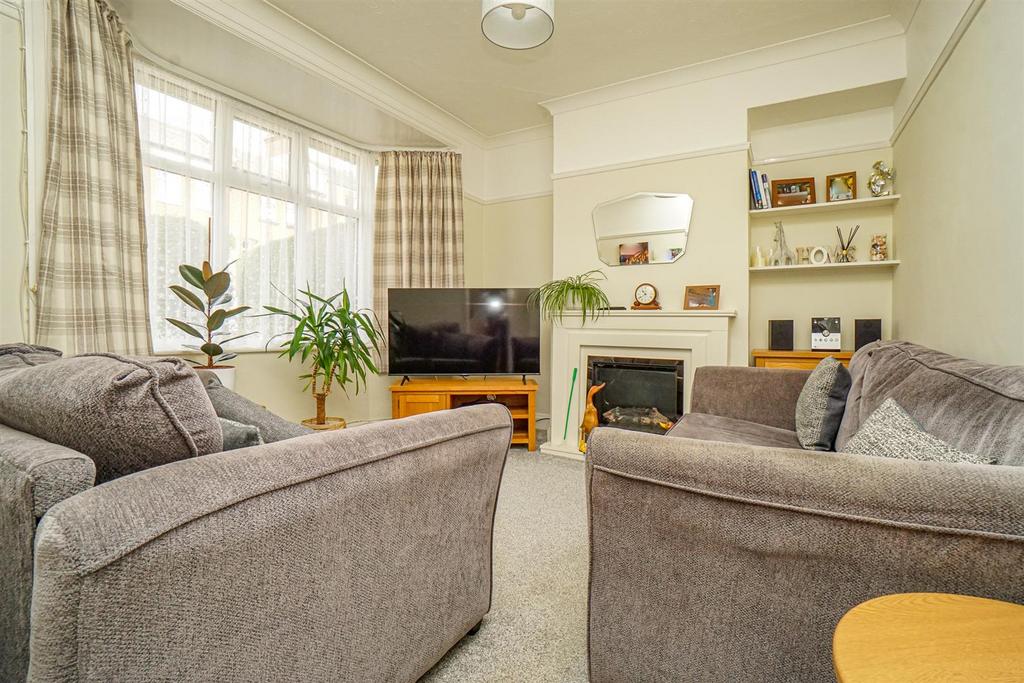 Saxon Road, Hastings 3 bed terraced house for sale £310,000