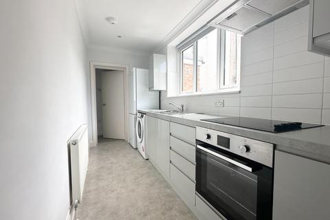 2 bedroom apartment to rent, Alfred Place, Worthing