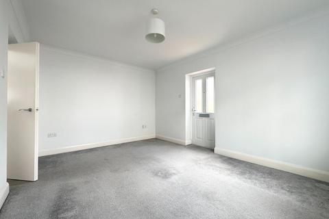 2 bedroom apartment to rent, Alfred Place, Worthing