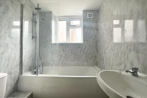 2 bedroom apartment to rent, Alfred Place, Worthing