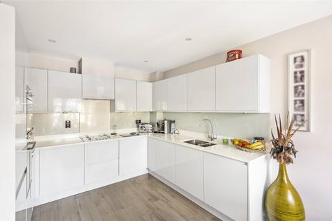 4 bedroom end of terrace house for sale, Royal Quay, Harefield, Uxbridge