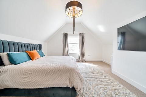 6 Royal Quay, Harefield, Uxbridge, UB9 6FG