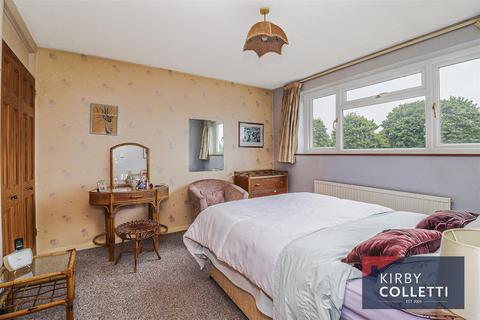 65 Westmeade Close Rosedale, Cheshunt, Waltham Cross, EN7 6JR