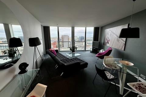 2 bedroom apartment to rent, 19TH FLOOR ROTUNDA 2 BED 2BATH