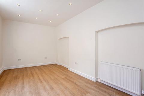 Studio to rent, London SW7