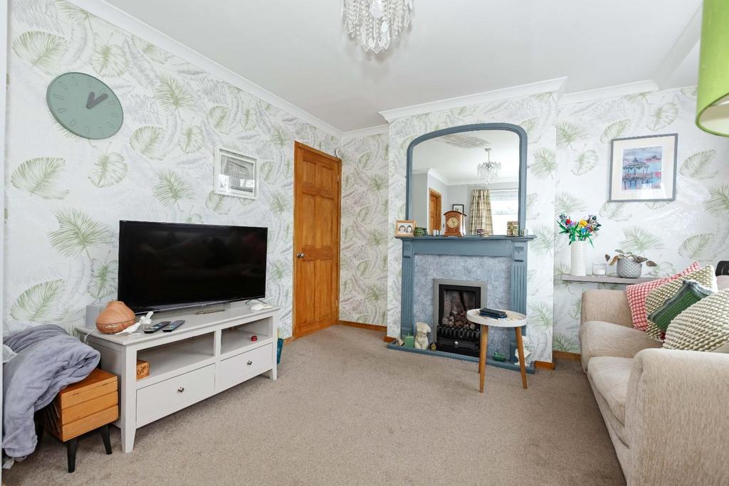 22 Thornhill 4.JPG