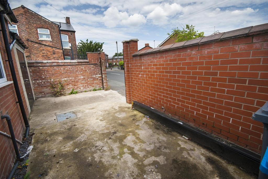 Rear Courtyard