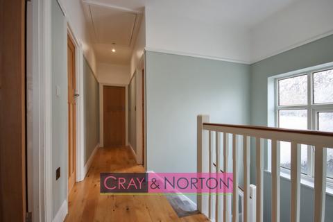 79 Selwood Road, Croydon, CR0 7JW
