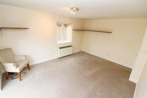 20b Aspen Close, Rushden, NN10 9BX