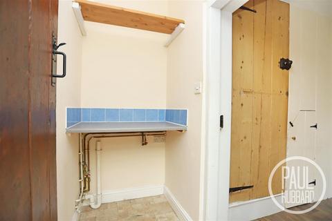 61 Bridge Road, Lowestoft, NR32 3LN