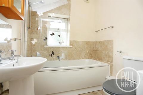 61 Bridge Road, Lowestoft, NR32 3LN