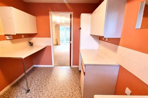 37 Bungay Road, Holton, Halesworth, IP19 8PL