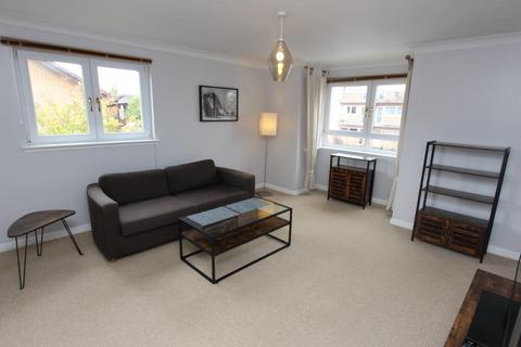 2 bedroom flat to rent, Southhouse Crossway, Liberton, Edinburgh, EH17