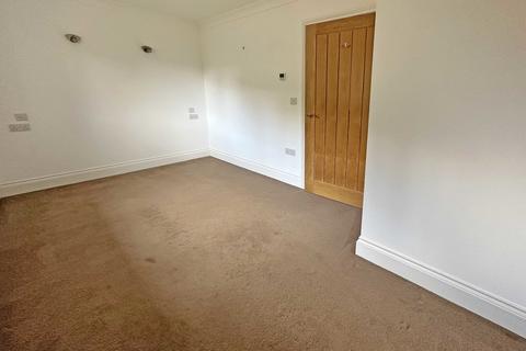 26 Rougemont Court, Exminster, Exeter, EX6 8TQ