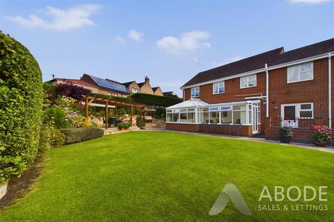 27 Glebe Gardens, Cheadle, Stoke-on-trent, ST10 1YW