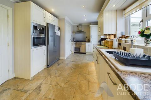 27 Glebe Gardens, Cheadle, Stoke-on-trent, ST10 1YW
