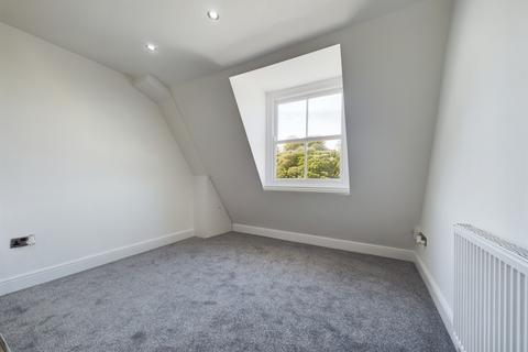 1 bedroom apartment for sale, Marine Parade, Folkestone