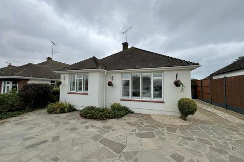 2 bedroom bungalow for sale, St. James Avenue, Thorpe Bay, Essex, SS1