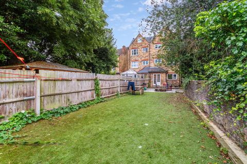 6 bedroom end of terrace house for sale, Streathbourne Road, London, SW17