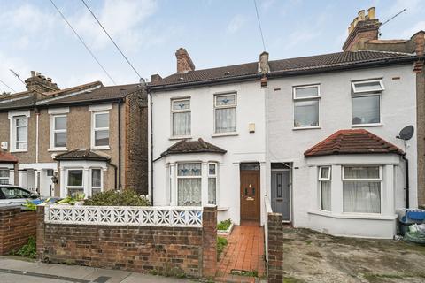 3 bedroom end of terrace house for sale, Hampton Road, Croydon