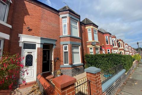 3 bedroom terraced house to rent, Ruskin Rd, Crewe