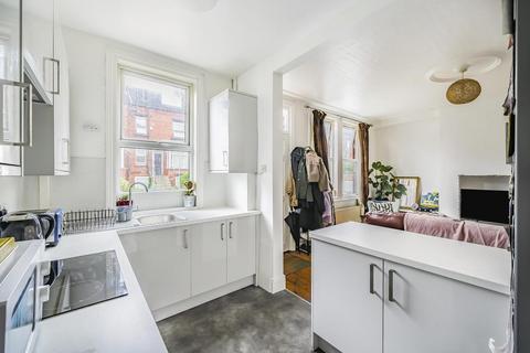 35 Beechwood Terrace, Leeds, LS4 2NG