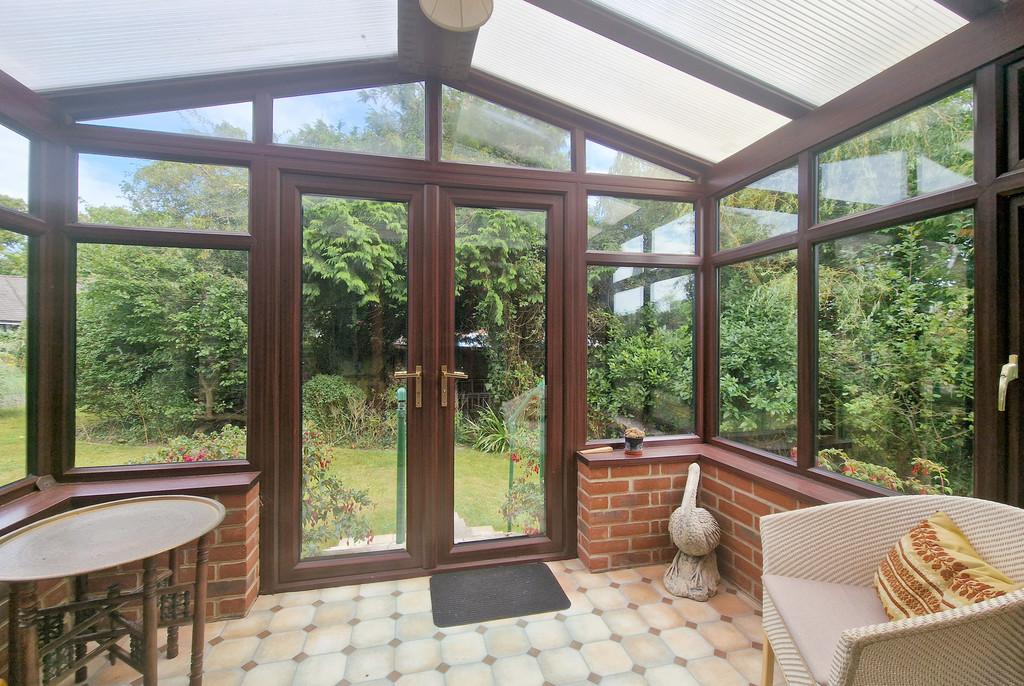 3 PG Conservatory