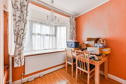 3 bedroom end of terrace house for sale, Cheviot Road, West Norwood, London, SE27