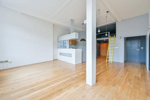 Studio for sale, Waterloo Road, Waterloo, London, SE1