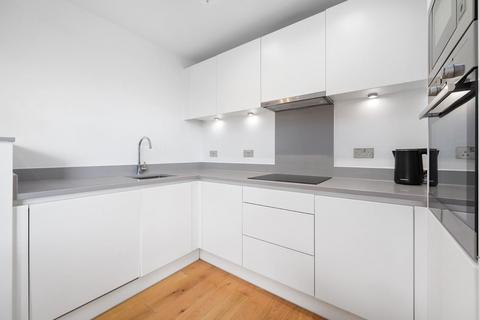 2 bedroom apartment for sale, Palmers Road, London, E2