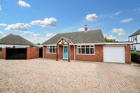 3 bedroom detached bungalow for sale, Churchill Road, North Somercotes LN11 7QW