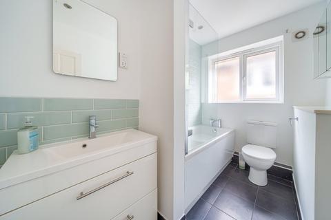 25a Pennylets Green, Stoke Poges, Slough, SL2 4BU