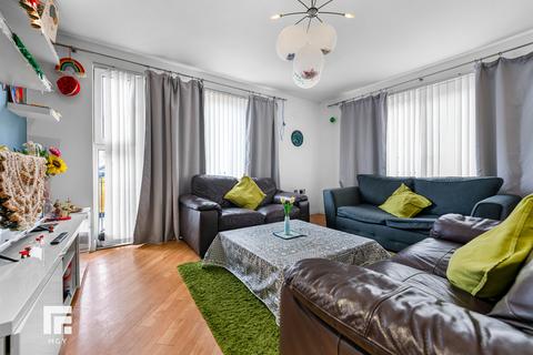 2 bedroom ground floor flat for sale, Harrowby Street, Cardiff