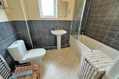 2 bedroom apartment to rent, Southlands Way, Shoreham-by-Sea BN43