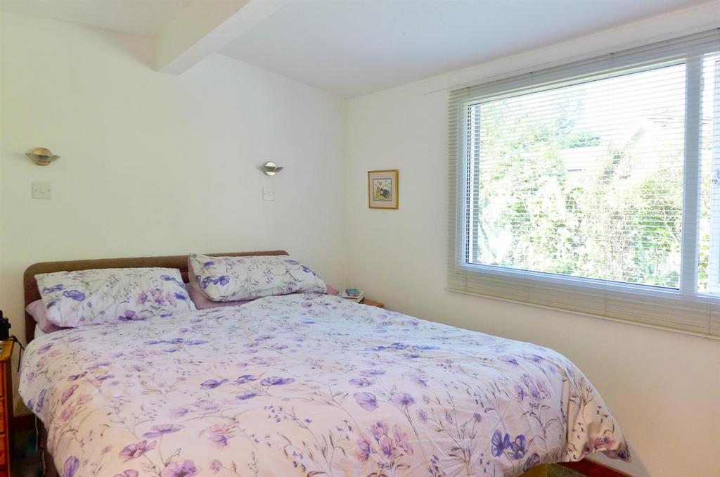 Bed 1