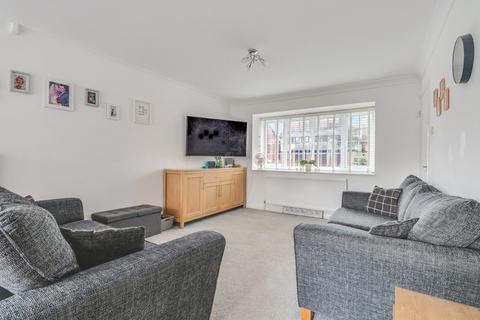 84 Bishopsteignton, Shoeburyness, Southend-on-sea, SS3 8AS