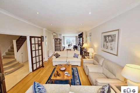 5 bedroom semi-detached house for sale, Princes Park Avenue, NW11