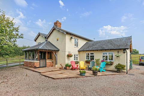 3 bedroom detached house for sale, Ryton Road, Dymock, Gloucestershire