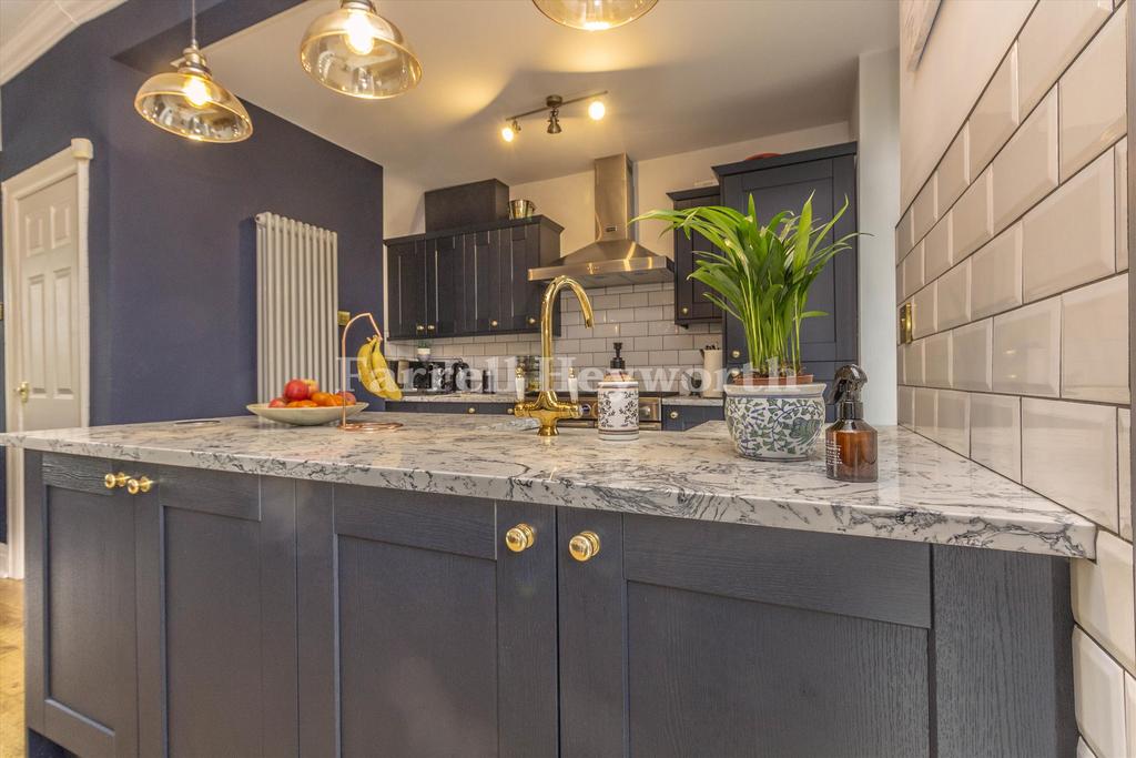 Kitchen 4
