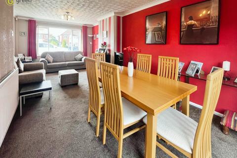 3 bedroom semi-detached house for sale, Hamstead Road, Birmingham B43