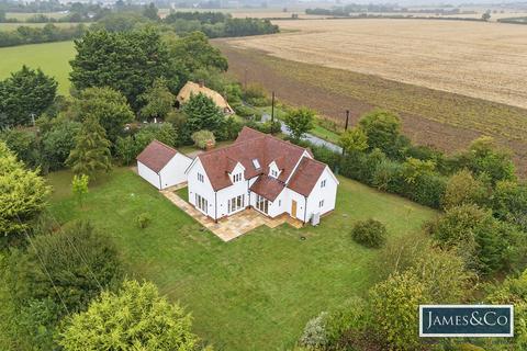 4 bedroom detached house for sale, Browns End Road, Dunmow