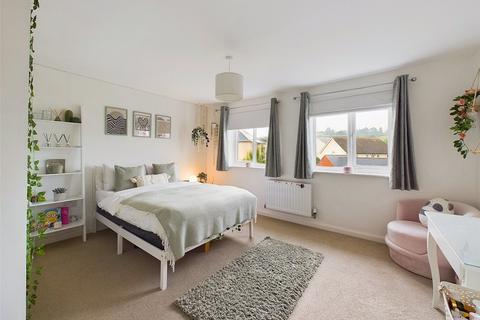 8 Guan Road, Brockworth, Gloucester, GL3 4WG