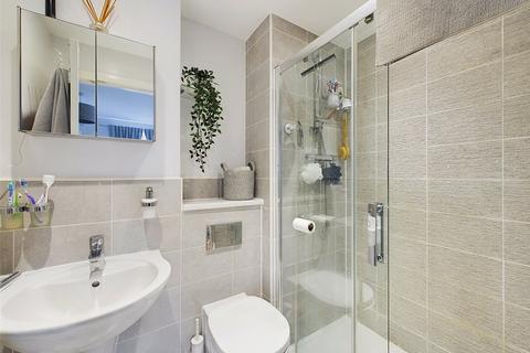 8 Guan Road, Brockworth, Gloucester, GL3 4WG