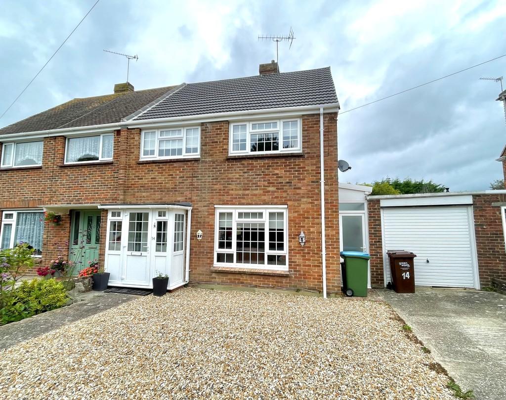 14 Meadow Way Front