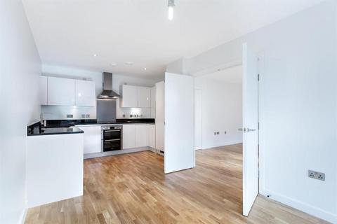 3 bedroom flat to rent, Poppyfield House, Copperwood Place, London SE10