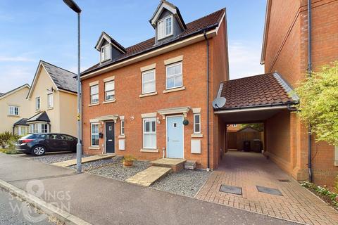 3 bedroom townhouse for sale, Bittern Road, Costessey, Norwich